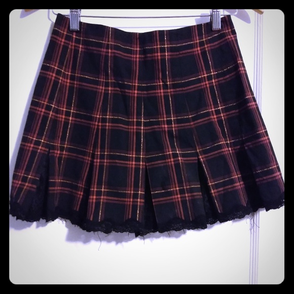 Tartan and Lace fully lined girls skirt